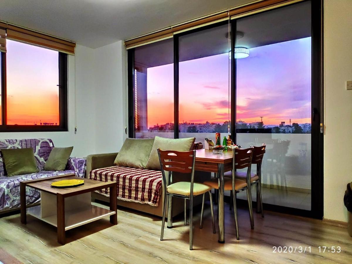 Uptown Holiday App & Pool Daily Rental Contactless Check In & Check Out Famagusta (Northern Cyprus) Exterior foto